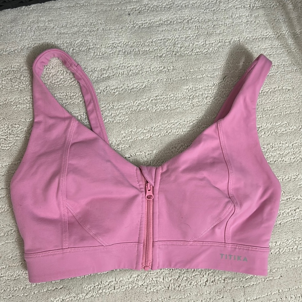 NWOT - Titika Zaida Sports Medium Impact Bra